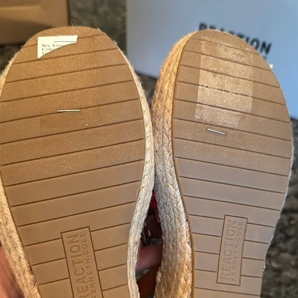 Kenneth Cole Reaction Red Orange rafia Wedge Espadrilles NIB 7.5 - Picture 6 of 11